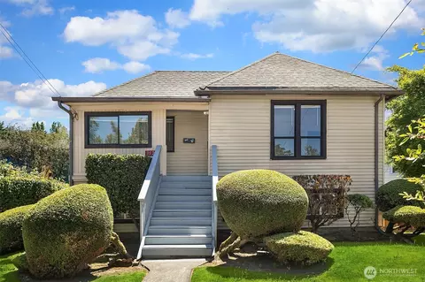 3527 S Hudson Street Ct, Seattle, WA 98118