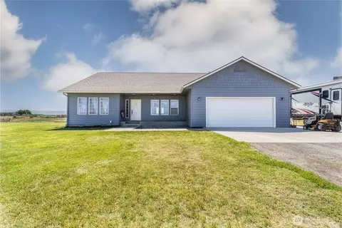 219 Reeds Rd, Touchet, WA 99360