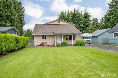 3284 Oak St, Longview, WA 98632
