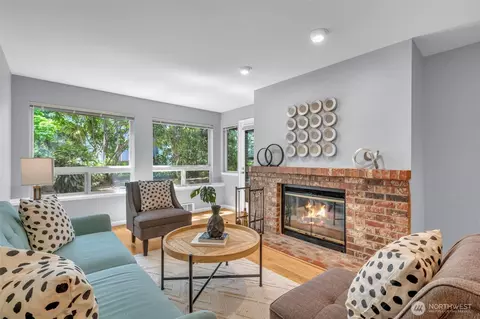 605 5th St #B102, Kirkland, WA 98033