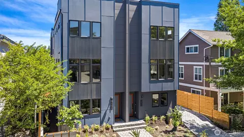 4432 Dayton Ave N, Seattle, WA 98103