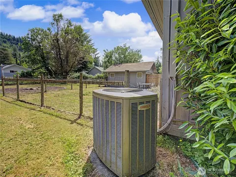 Exterior - 35314 312th Way SE, Enumclaw, WA 98022 photo 9 of 10