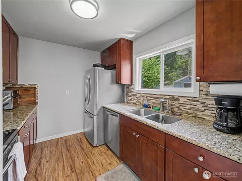 Kitchen - 35314 312th Way SE, Enumclaw, WA 98022 photo 1 of 2
