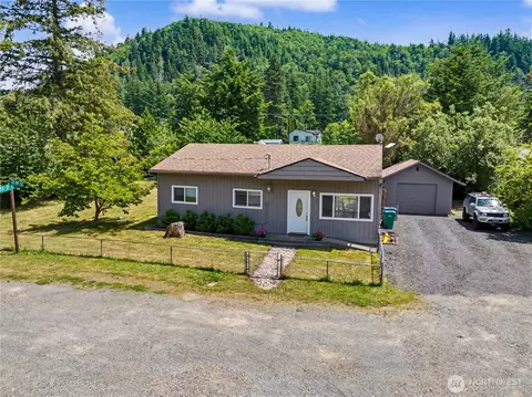 35314 312th Way SE, Enumclaw, WA 98022