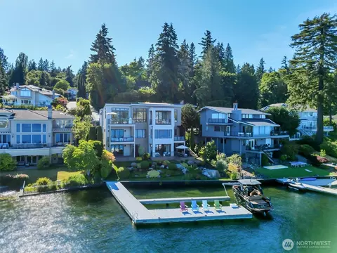 6922 96th Ave SE, Mercer Island, WA 98040