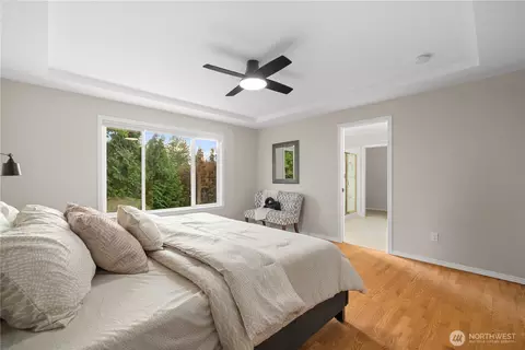 Bedroom - 18720 33rd Ave SE, Bothell, WA 98012 photo 2 of 8