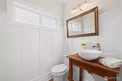 Bath - 18720 33rd Ave SE, Bothell, WA 98012 photo 1 of 5