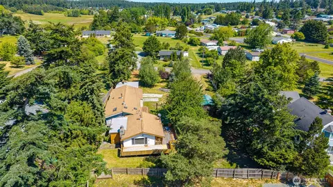 1731 Stephen St, Oak Harbor, WA 98277