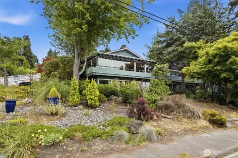 622 Olympic Ave, Edmonds, WA 98020