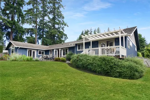 8435 NE 147th Pl, Kenmore, WA 98028