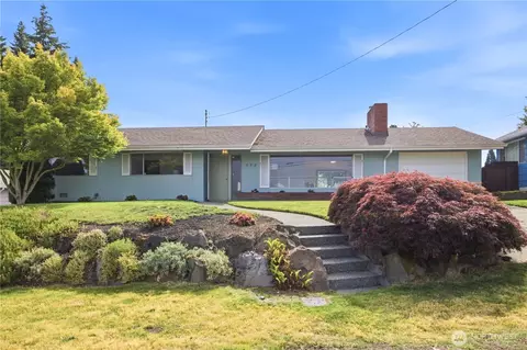 812 Alvord Ave N, Kent, WA 98031