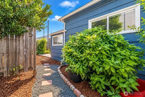 611 N Junett St N, Tacoma, WA 98406