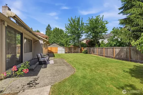 Exterior - 1419 243rd Pl SE, Bothell, WA 98021 photo 5 of 7
