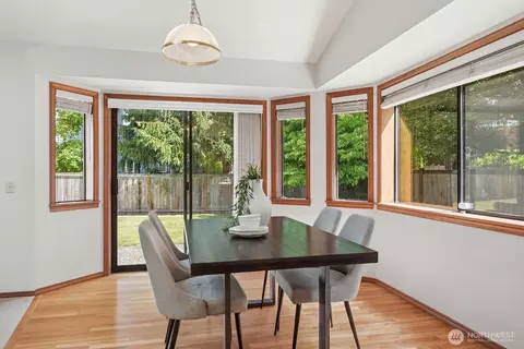 Dining - 1419 243rd Pl SE, Bothell, WA 98021 photo 3 of 4
