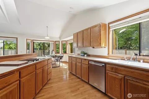 Kitchen - 1419 243rd Pl SE, Bothell, WA 98021 photo 1 of 2