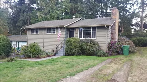 6606 227th St SW, Mountlake Terrace, WA 98043