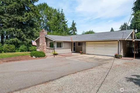 4201 7th St SW, Puyallup, WA 98373