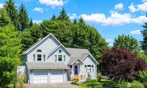 10820 NE 183rd Ct, Bothell, WA 98011