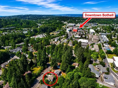 View/Area - 10820 NE 183rd Ct, Bothell, WA 98011 photo 2 of 4