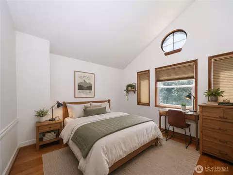 Bedroom - 10820 NE 183rd Ct, Bothell, WA 98011 photo 5 of 10