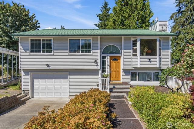 1814 Agate Ct NW, Poulsbo, WA 98370