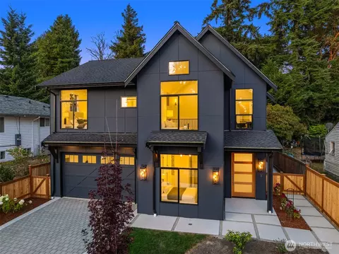 3832 32nd Ave W, Seattle, WA 98199
