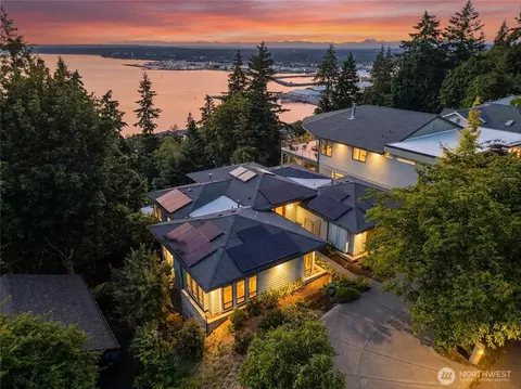 104 Morey Ave, Bellingham, WA 98225