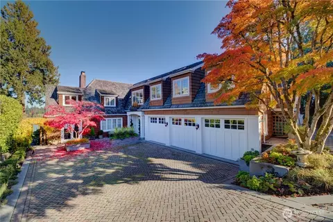 3608 Evergreen Point Rd, Medina, WA 98039