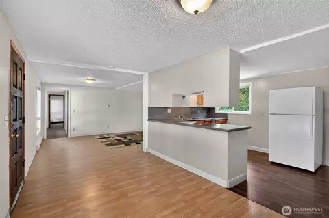 Living - 2623 Sandra Ave, Centralia, WA 98531 photo 1 of 5