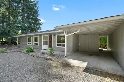 Exterior - 2623 Sandra Ave, Centralia, WA 98531 photo 3 of 16