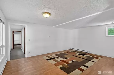 Living - 2623 Sandra Ave, Centralia, WA 98531 photo 3 of 5