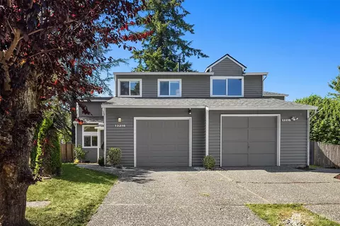 13216 NE 139th Pl, Kirkland, WA 98034