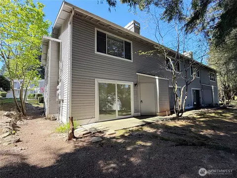 Exterior - 1526 192nd St SE #P4, Bothell, WA 98012 photo 2 of 4