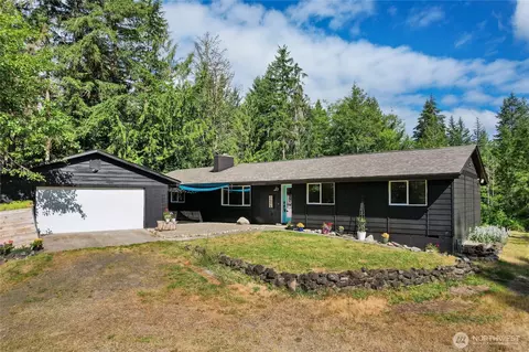 2958 NW Four Wheel Dr, Seabeck, WA 98380
