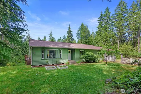 2809 Rainhaven Dr NW, Seabeck, WA 98380