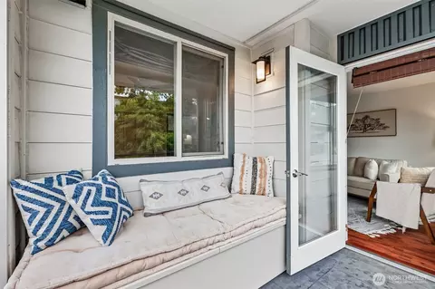 769 Hayes St #309, Seattle, WA 98109