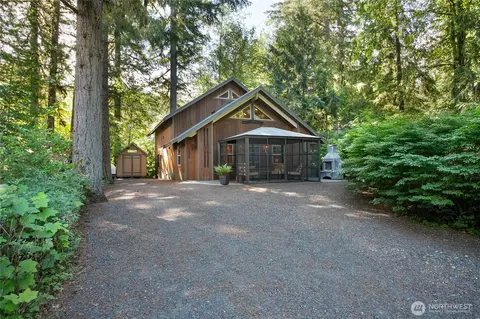 6978 Rainier Way, Deming, WA 98244