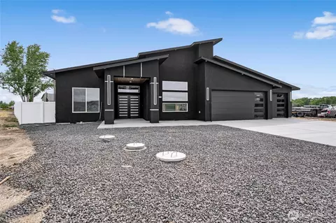 6411 Rd 205 NE, Moses Lake, WA 98837