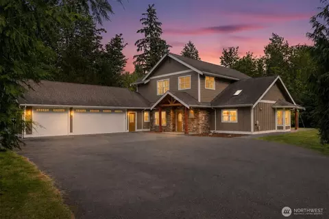 9580 Freedom Pl, Blaine, WA 98230