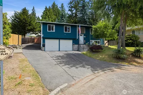 15024 SE 253rd Pl, Covington, WA 98042