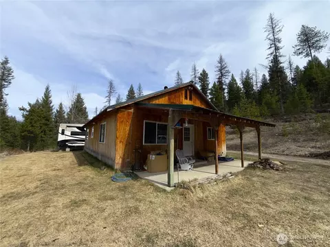 37 Gardner Creek Rd, Republic, WA 99166