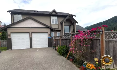 24051 Mangat Ln, Sedro Woolley, WA 98284
