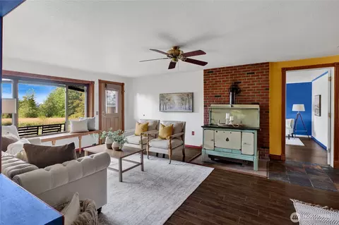 Living - 3825 Cabrant Rd, Everson, WA 98247 photo 3 of 3