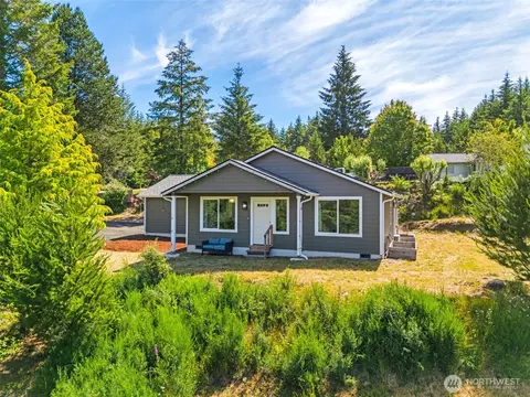 40 E Snowcrest Ln, Shelton, WA 98584
