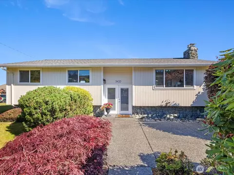 3420 W 3rd St, Anacortes, WA 98221