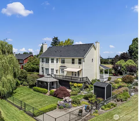 2614 Tacoma Rd E, Puyallup, WA 98371