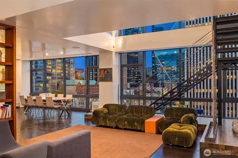715 2nd Ave #1505, Seattle, WA 98104