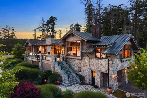 235 Seal Rock Ln, Friday Harbor, WA 98250