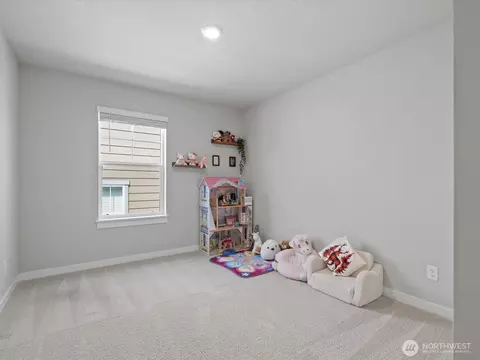 Bedroom - 2809 193rd Pl SE, Bothell, WA 98012 photo 4 of 5