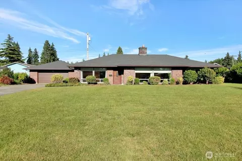 415 S Macleod Ave, Arlington, WA 98223